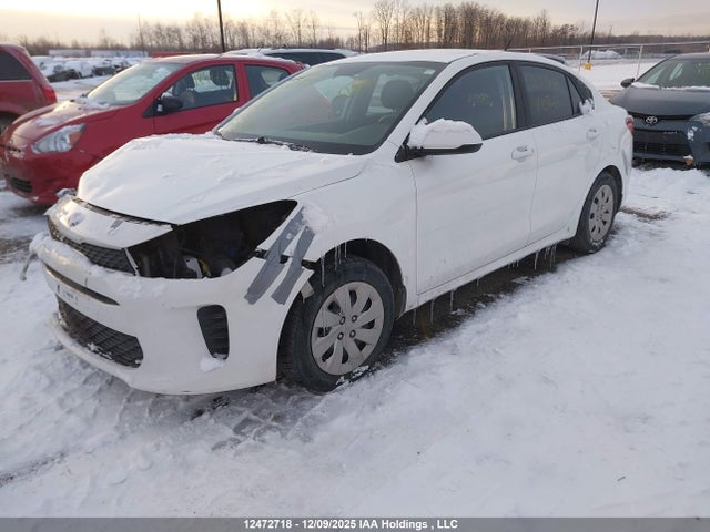 3KPA24AB1JE107461 KIA Rio