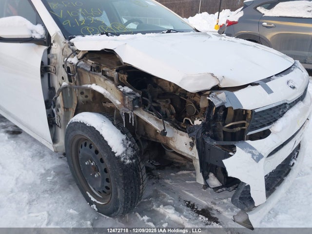 3KPA24AB1JE107461 KIA Rio