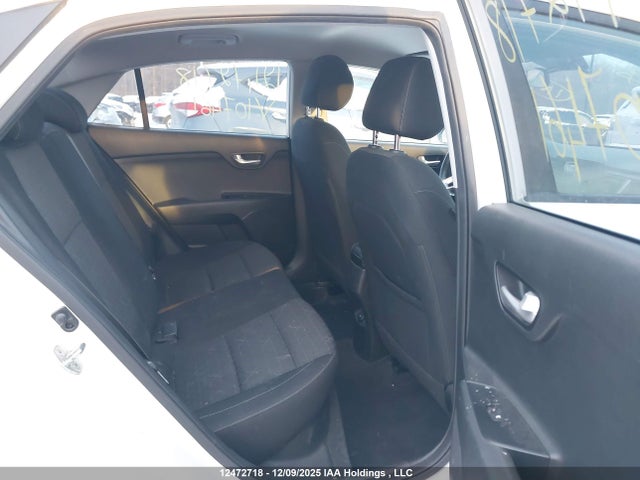 3KPA24AB1JE107461 KIA Rio