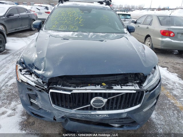 LYVL12RK4NB010874 Volvo Xc60 B5 Momentum
