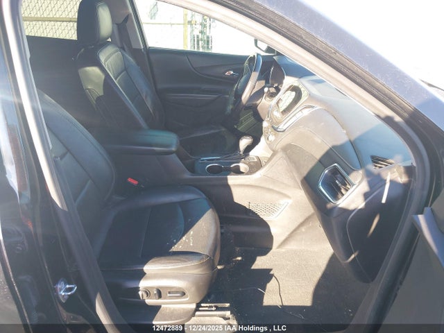 2GNAXWEX2J6159885 Chevrolet Equinox
