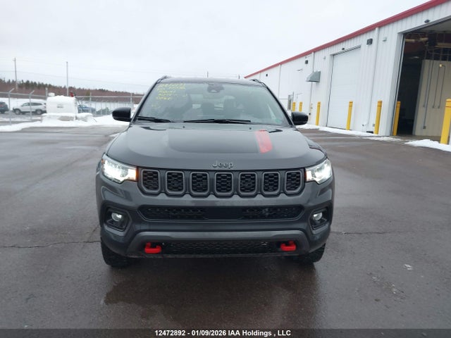 Jeep Compass Trailhawk 2024 3C4NJDDN3RT175066 Image 12