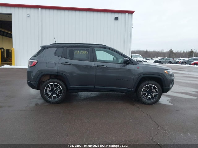 Jeep Compass Trailhawk 2024 3C4NJDDN3RT175066 Image 13