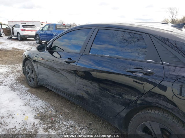 KMHLM4AG1MU076342 Hyundai ELANTRA SEL