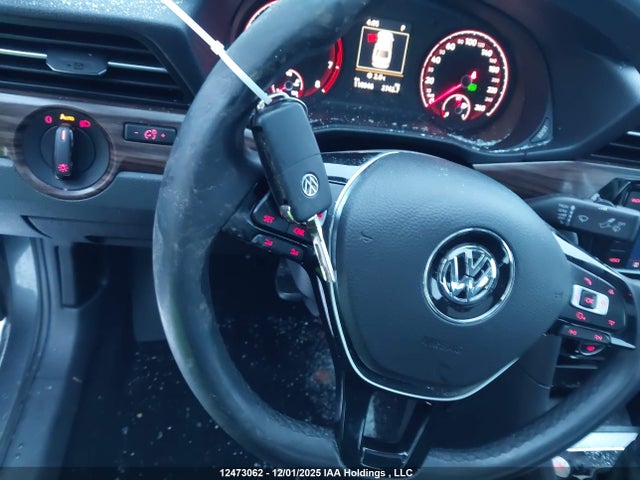 12473062 :رقم المزاد ، 1VWBA7A3XNC008925 vin ، 2022 Volkswagen Passat Limited Edition مزاد بيع