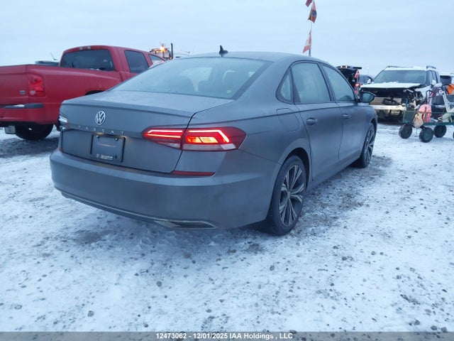 12473062 :رقم المزاد ، 1VWBA7A3XNC008925 vin ، 2022 Volkswagen Passat Limited Edition مزاد بيع