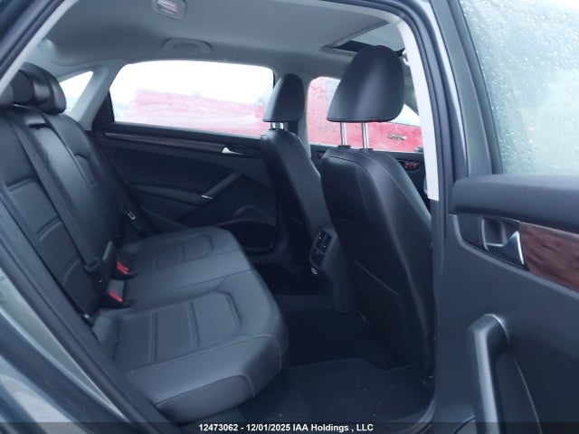 12473062 :رقم المزاد ، 1VWBA7A3XNC008925 vin ، 2022 Volkswagen Passat Limited Edition مزاد بيع
