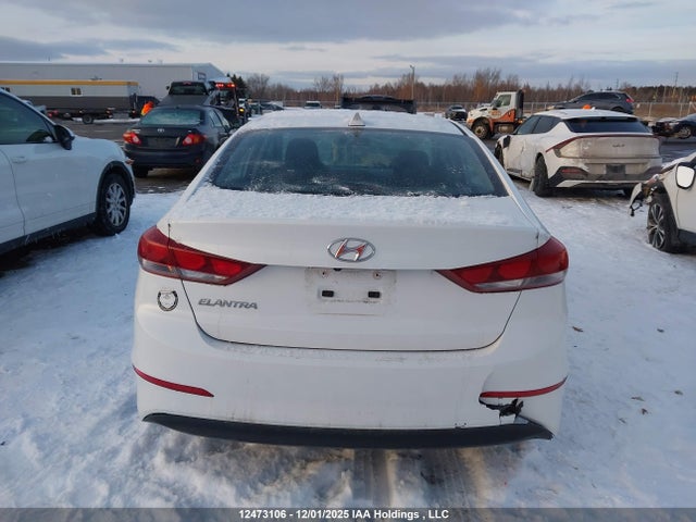 KMHD84LF9JU649657 Hyundai ELANTRA GL