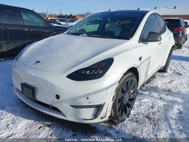 7SAYGDEE7NF447236 Tesla Model Y
