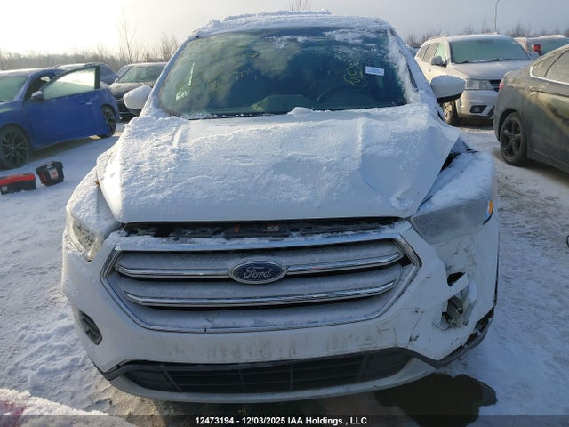 1FMCU9GD7KUC38417 Ford ESCAPE SE