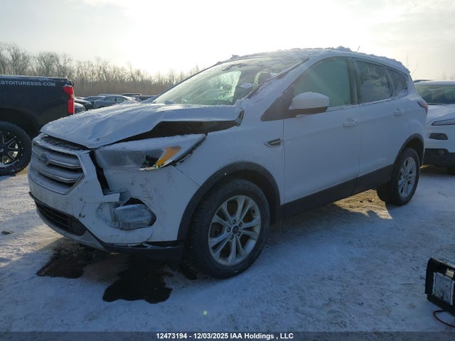 1FMCU9GD7KUC38417 Ford ESCAPE SE