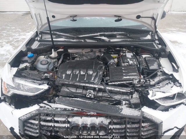 WA1FECF3XS1074192 Audi Q3 Technik 45