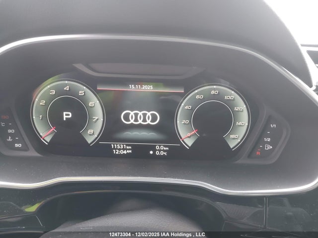 WA1FECF3XS1074192 Audi Q3 Technik 45
