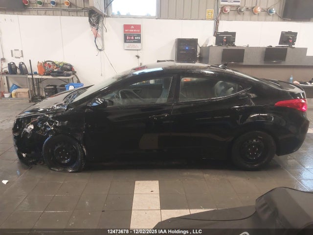 12473678 :رقم المزاد ، 5NPDH4AE0DH263822 vin ، 2013 Hyundai Elantra Gls/limited مزاد بيع