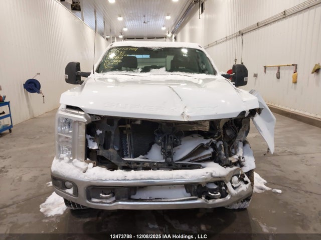 Ford F350 Super Duty 2024 1FT8W3BN8RED33591 Image 12