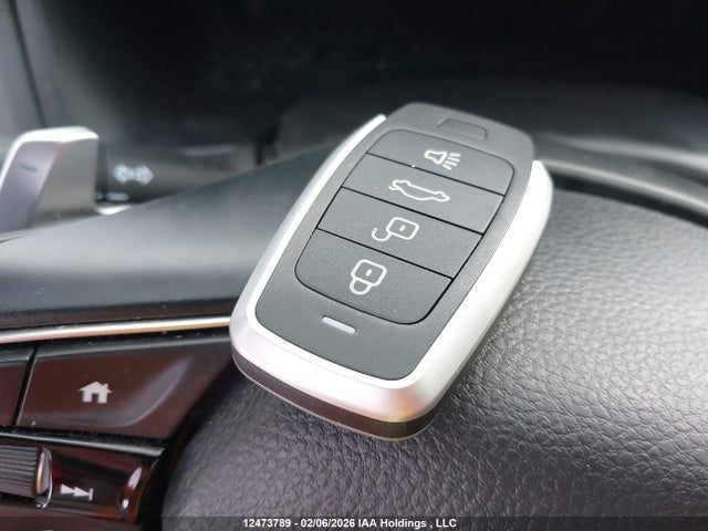 1HGCV2F93NA800553 Honda Accord Touring