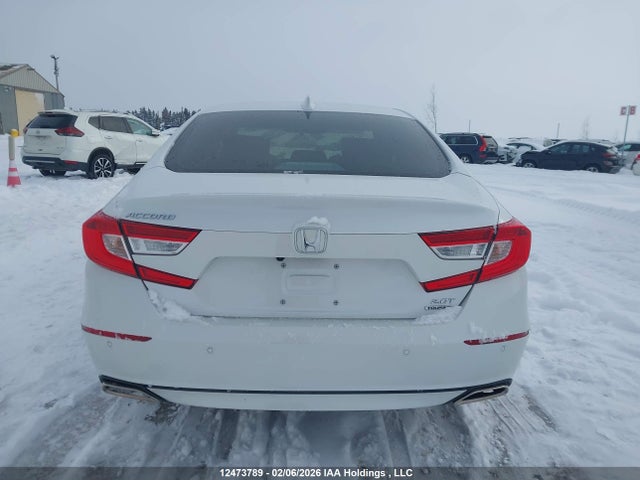 1HGCV2F93NA800553 Honda Accord Touring