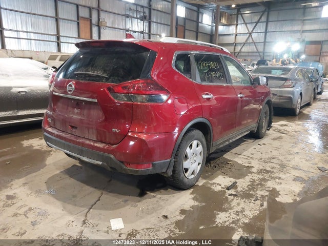 5N1AT2MT9JC798733 Nissan Rogue S/sl