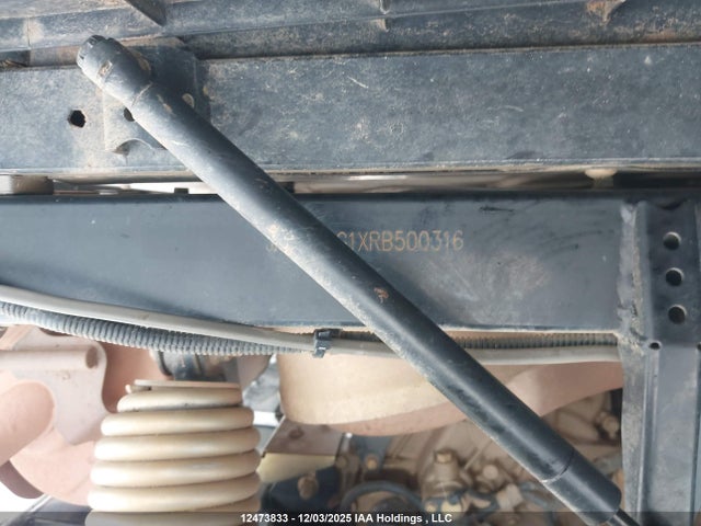 JKAWFCG1XRB500316 Kawasaki Kwf1000
