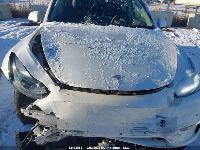 7SAYGDEE1NF469636 Tesla Model Y