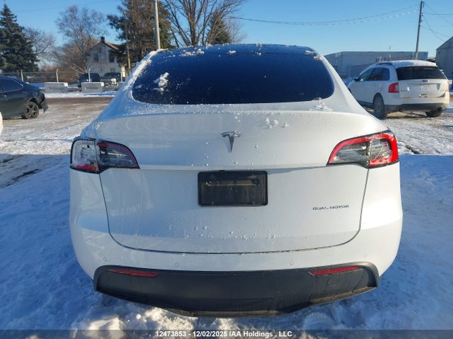 7SAYGDEE1NF469636 Tesla Model Y