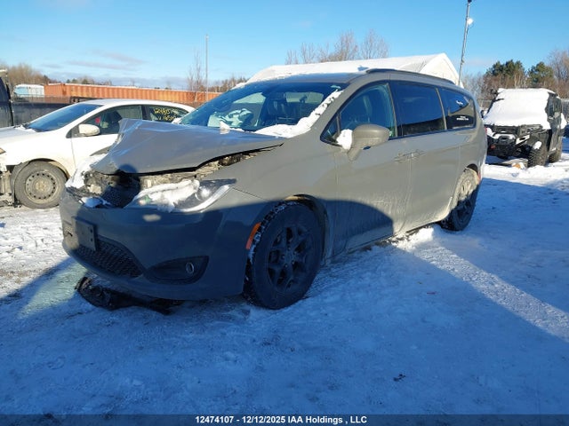 2C4RC1BGXLR137195 Chrysler Pacifica Touring L