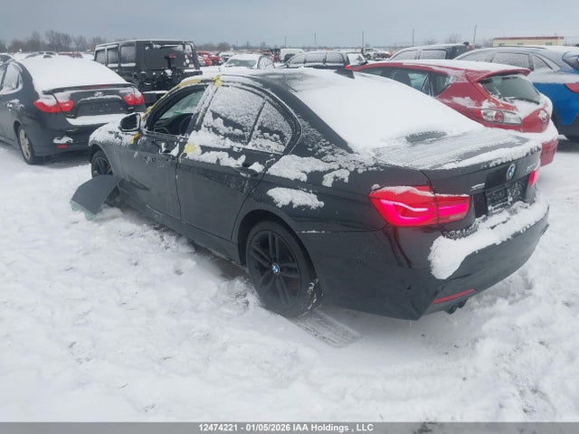 12474221 :رقم المزاد ، WBA8D9C31HA004367 vin ، 2017 Bmw 330i Xdrive مزاد بيع