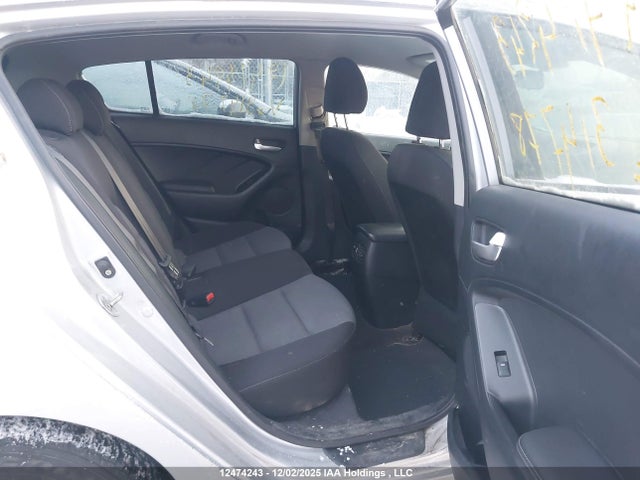 KIA Forte 2.0l Lx+ 2015 KNAFK5A82F5314778 Image 27