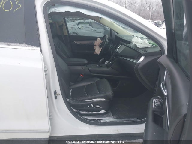1GYKNDRS9KZ158447 Cadillac XT5 LUXURY