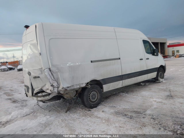 W1Y4KCHY9RP705869 Mercedes-Benz Sprinter 2500