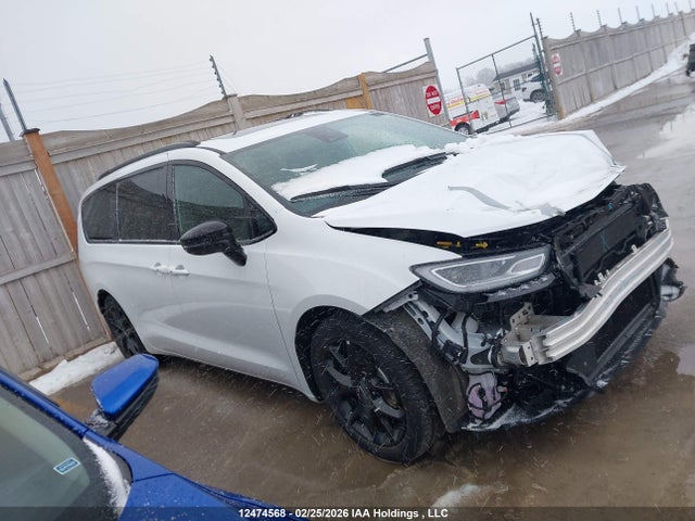 Chrysler Pacifica Touring L 2024 2C4RC1BG0RR171297 Image 14