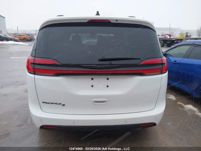 Chrysler Pacifica Touring L 2024 2C4RC1BG0RR171297 Image 16