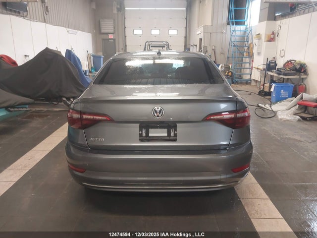 3VWN57BU6MM052362 Volkswagen Jetta S/r-line