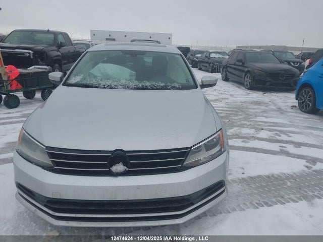 12474624 :رقم المزاد ، 3VWD67AJXGM311357 vin ، 2016 Volkswagen Jetta Tsi مزاد بيع
