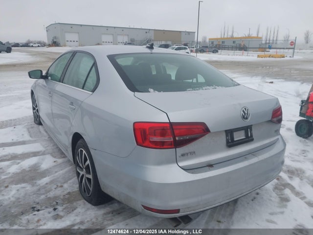 12474624 :رقم المزاد ، 3VWD67AJXGM311357 vin ، 2016 Volkswagen Jetta Tsi مزاد بيع