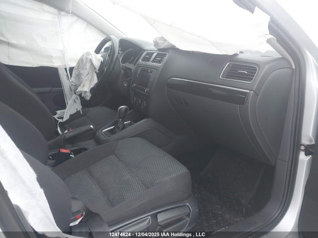 12474624 :رقم المزاد ، 3VWD67AJXGM311357 vin ، 2016 Volkswagen Jetta Tsi مزاد بيع