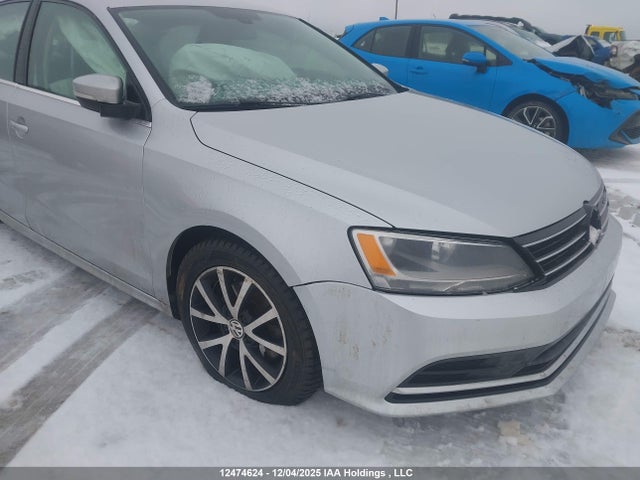 12474624 :رقم المزاد ، 3VWD67AJXGM311357 vin ، 2016 Volkswagen Jetta Tsi مزاد بيع