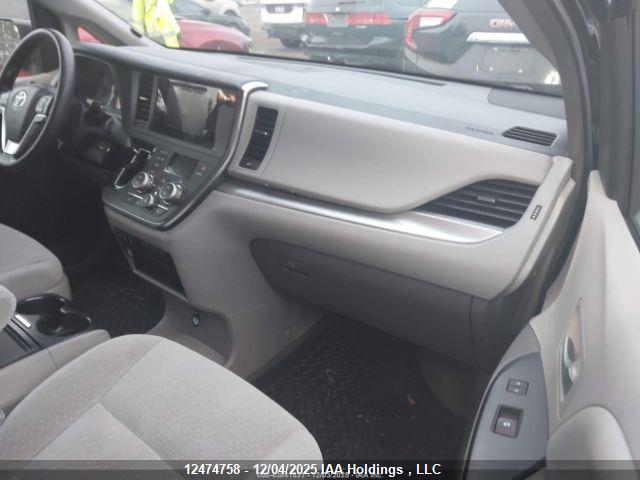 Toyota SIENNA LE 2015 5TDKK3DC5FS538773 Image 6