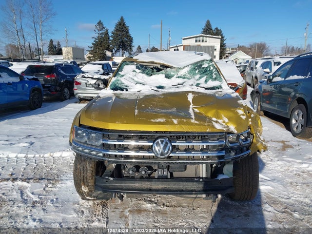 Volkswagen fsi 2018 1V2HR2CA6JC506648 Image 12