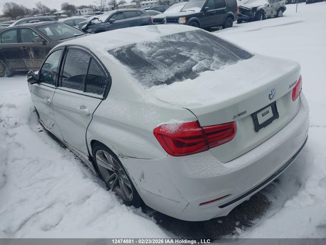 BMW 330i Xdrive 2018 WBA8D9C57JA012691 Image 15