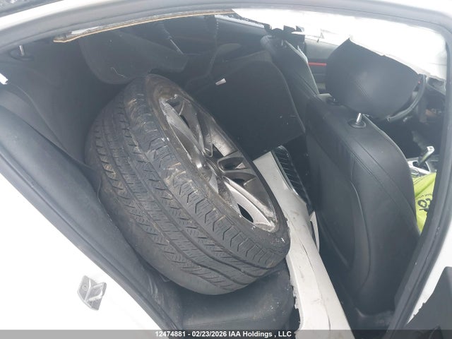 BMW 330i Xdrive 2018 WBA8D9C57JA012691 Image 8