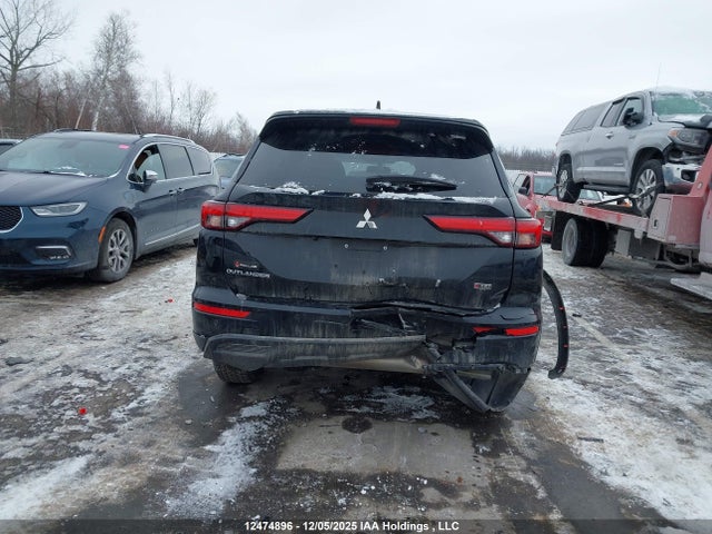 JA4J4UA83RZ617464 Mitsubishi Outlander