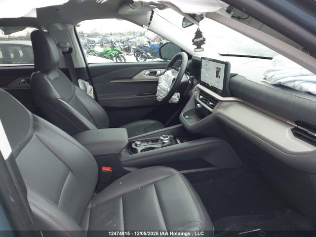 1FMUK8DH3SGB39992 Ford Explorer Active
