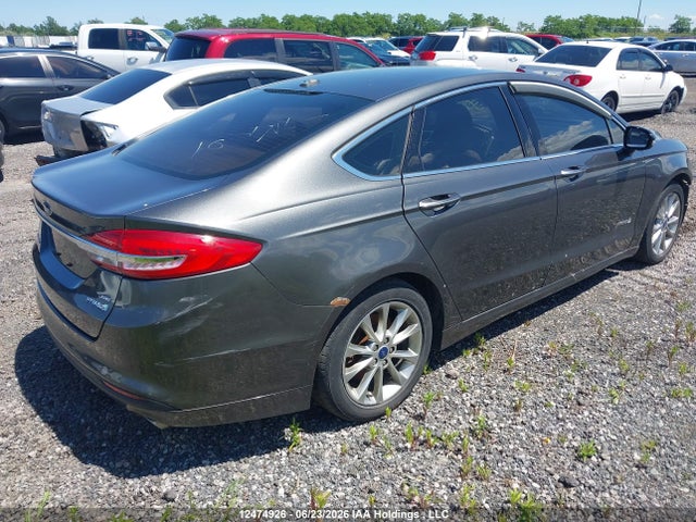 12474926 :رقم المزاد ، 3FA6P0LU2HR210475 vin ، 2017 Ford Fusion Hybrid Se مزاد بيع