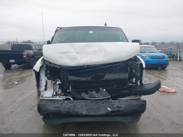 Auction sale of the 2019 Chevrolet Express G2500, vin: 1GCWGAFP0K1296974, lot number: 12474966