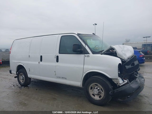 Auction sale of the 2019 Chevrolet Express G2500, vin: 1GCWGAFP0K1296974, lot number: 12474966