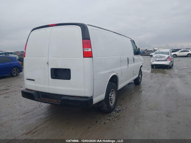 Auction sale of the 2019 Chevrolet Express G2500, vin: 1GCWGAFP0K1296974, lot number: 12474966