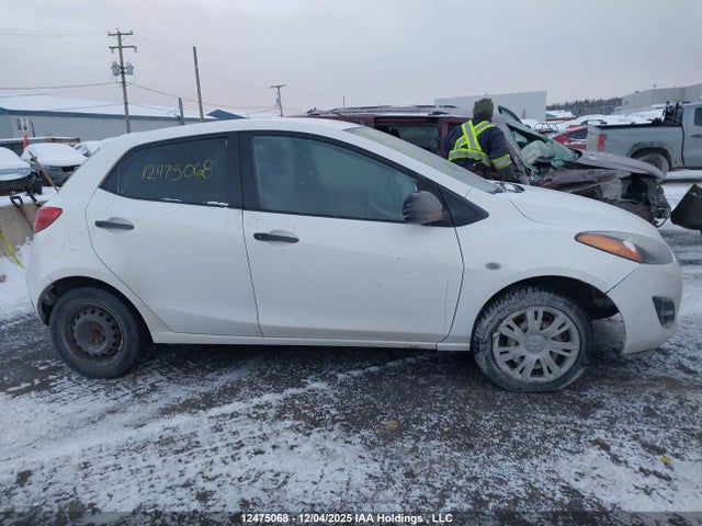 2011 Mazda Mazda2 მანქანა იყიდება აუქციონზე, vin: JM1DE1HY0B0102646, აუქციონის ნომერი: 12475068