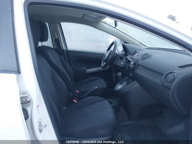 2011 Mazda Mazda2 მანქანა იყიდება აუქციონზე, vin: JM1DE1HY0B0102646, აუქციონის ნომერი: 12475068
