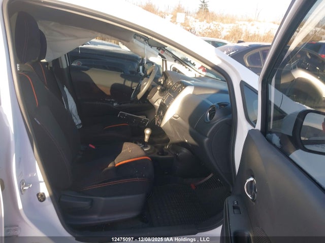 2018 Nissan Versa Note 1.6 S/1.6 Sr/1.6 Sv მანქანა იყიდება აუქციონზე, vin: 3N1CE2CP2JL363894, აუქციონის ნომერი: 12475097